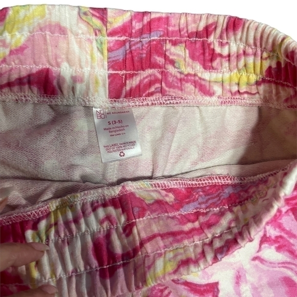 💕Nwt Womens No Boundaries Pink Abstract KNIT SHORTS Elastic Waist Small 3-5 - Picture 8 of 12
